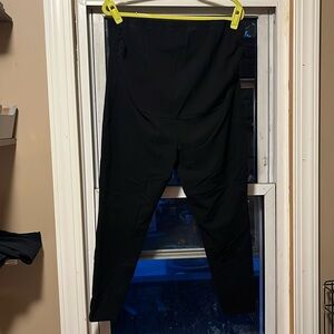 LAST CHANCE Torrid maternity leggings size 2